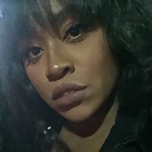 Meet your Posher, Antonece